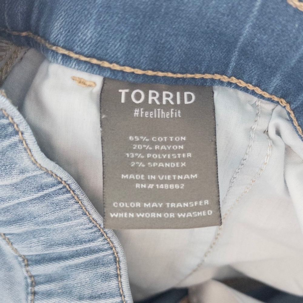 Torrid Womens Denim Shorts 1X  Weekend 3.5 Inch Super Soft Drawstring Summer - Picture 7 of 7